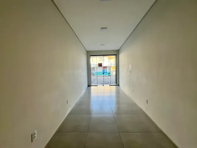 LOCAÇÃO | Ponto comercial no centro de Barra Velha