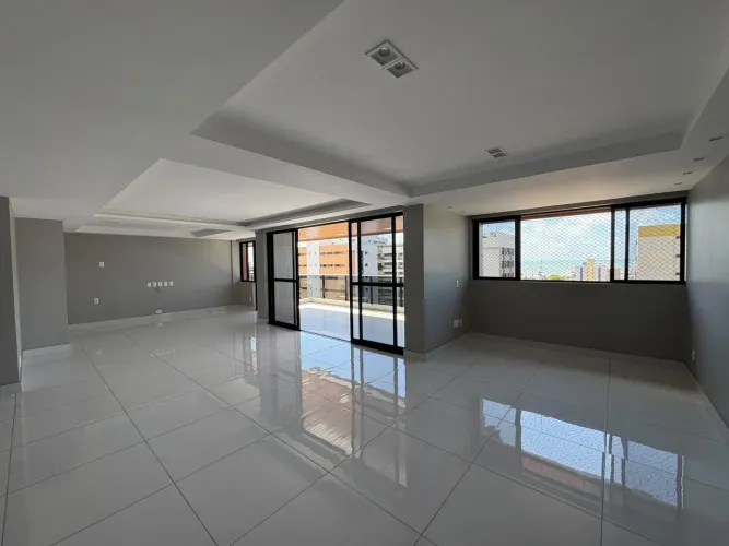 Apartamento para locação em Manaíra com vista mar!