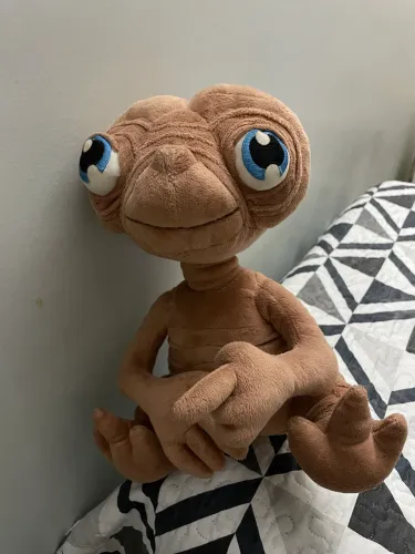 ET de pelúcia da Universal Studios