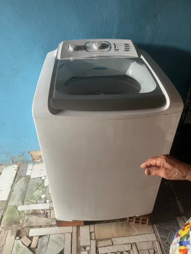Máquina de Lavar Electrolux 12kg - Ótima Oportunidade!