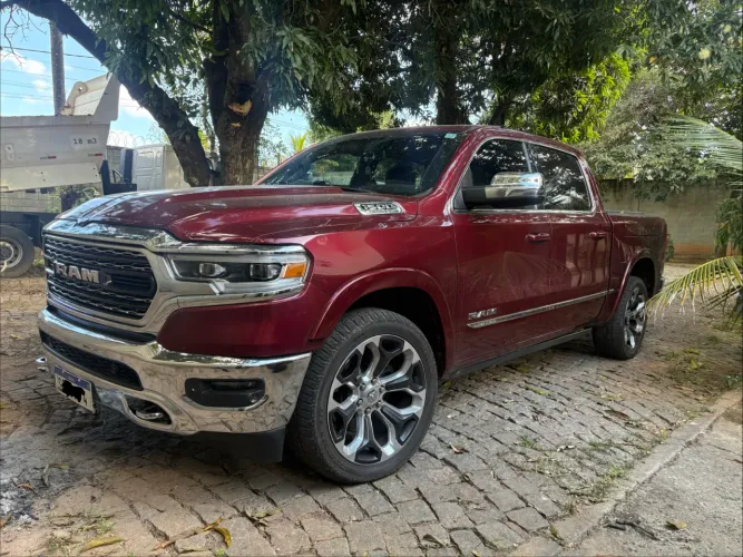 Ram 1500 Limited 5.7 CD 4X4 Aut. 2023