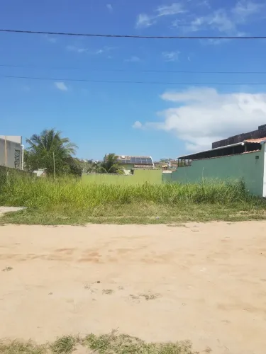 Imóvel para venda tem 360 metros quadrados em Vila Verde - Casimiro de Abreu - RJ