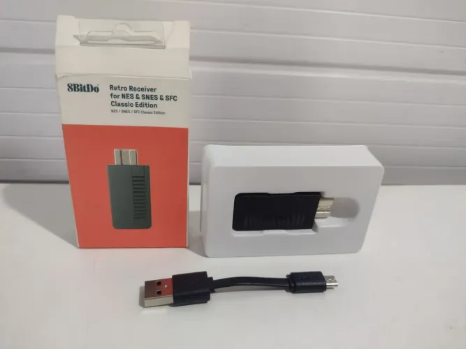 8Bitdo Retrô Receiver para NES, SNES e SFC Classic Edition.