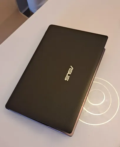 Notebook Intel Core i5 // Tela LED 15.6" // 12GB RAM // SSD 120GB