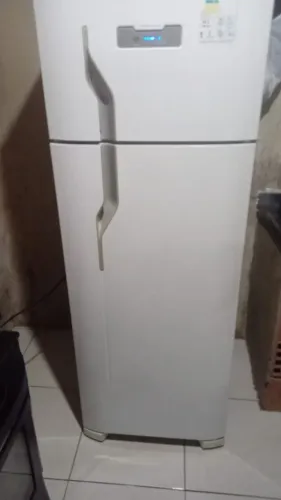 Estou vendendo geladeira