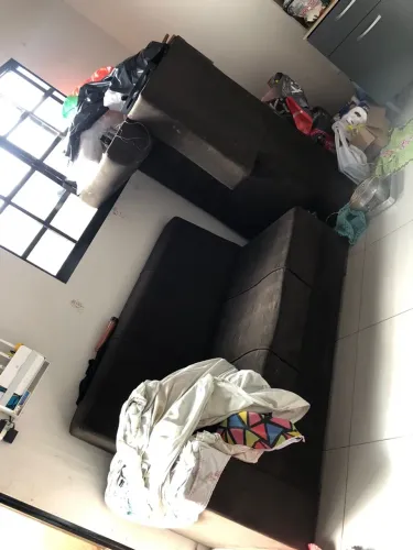 SOFÁ USADO