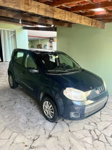 Fiat Uno Attractive 1.4 EVO Fire Flex 8V 4P 2011
