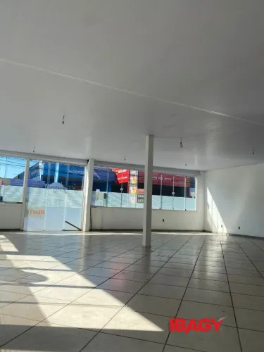 Oportunidade! Loja em Barreiros - São José