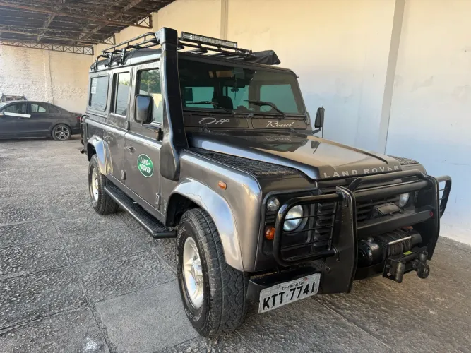 Land Rover Defender 110 TDI SW Diesel 2003