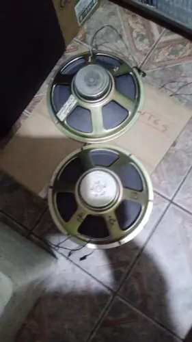 PAR AUTO FALANTES DE 8 POLEGADAS