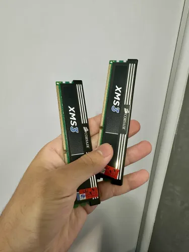Memória RAM Corsair 8GB DDR3 1333Mhz 2x4