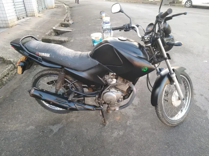 VENDE-SE Factor 125 2012