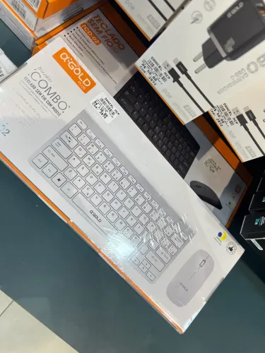 Teclado sem fio com mouse Combo