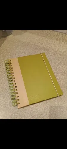 Álbum de fotos verde espiral capa dura