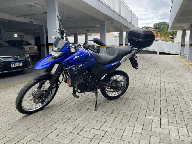 Moto Yamaha Lander 250