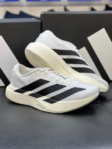 Tênis Adidas Adizero Evo
