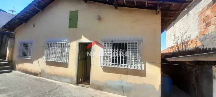 Casa em Avenida Itaú - Hawaí (Justinópolis) - Ribeirão das Neves/MG