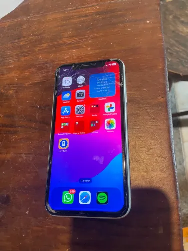 iPhone 11 64 GB Branco | Face ID OK | Tela para Troca