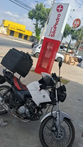 Vendo essa moto factor 125 2014 muito boa para trabalhar