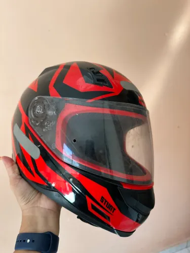 Vendo dois capacetes Norisk e LS2 semi novos 