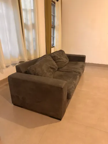 Sofá 3 lugares 