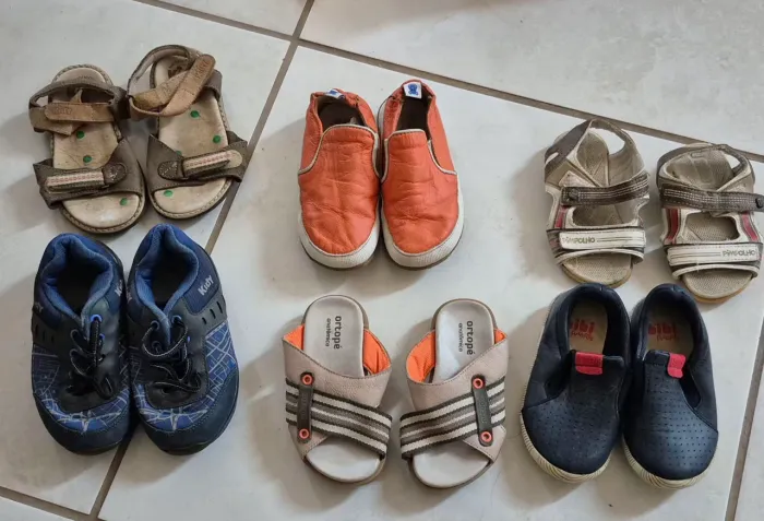 Kit sapatos numero 22/23 menino couro legítimo