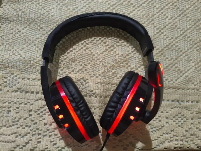 Headset novo, onistek, com leds