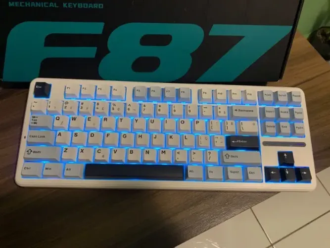 Teclado AULA F87