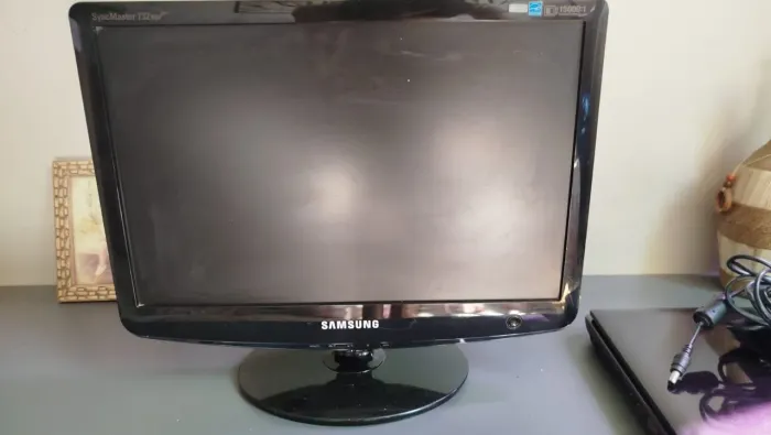 Monitor Samsung SyncMaster 732NW