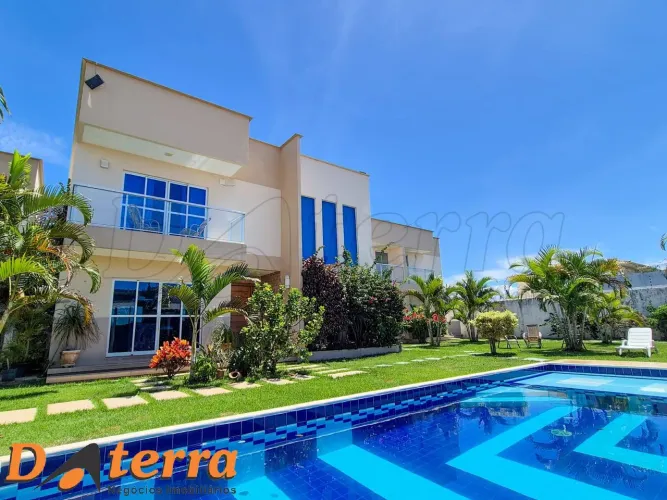 CASA EM LOTE DE 1080M² C/ PISCINA, CHURRASQUEIRA E JARDIM+ 4 LOFTS AIRBNB