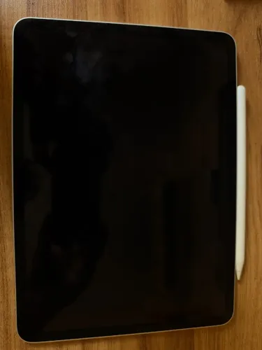 iPad Pro M1 com Apple Pencil e Smart Folio