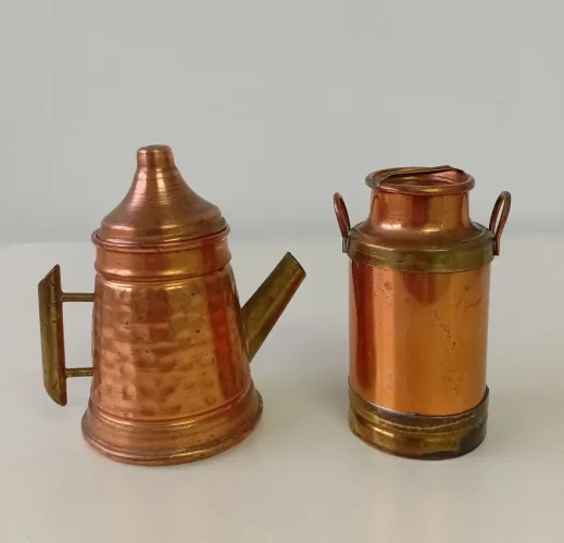 Conjunto de mini bule e mini leiteira em cobre