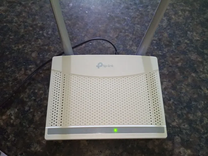 Roteador TP-Link 300Mbps TL-WR820N - 2 Antenas - Impecável