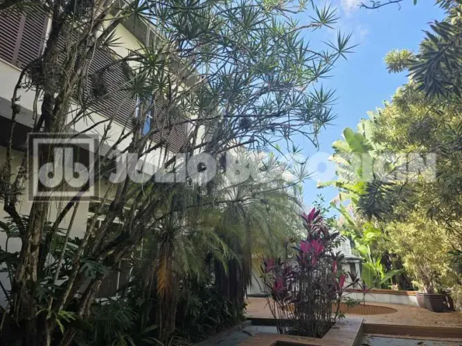 Casa : / Comercial / Jardim Botânico