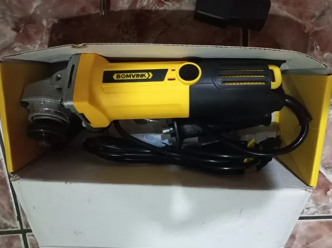 Kit Furadeira parafusadeira lixadeira 