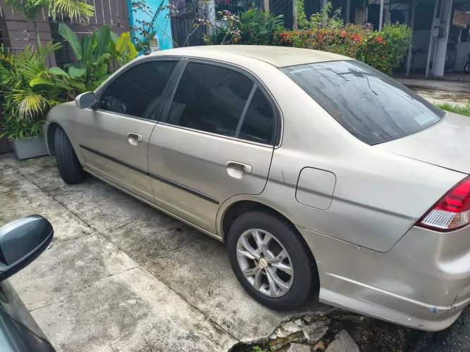 Honda Civic Sedan LX 1.7 16V 115cv Mec. 4P 2002