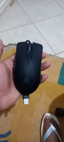 Mouse preto