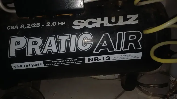 Oportunidade para profissionais  compressor   pronto para os trabalhos!