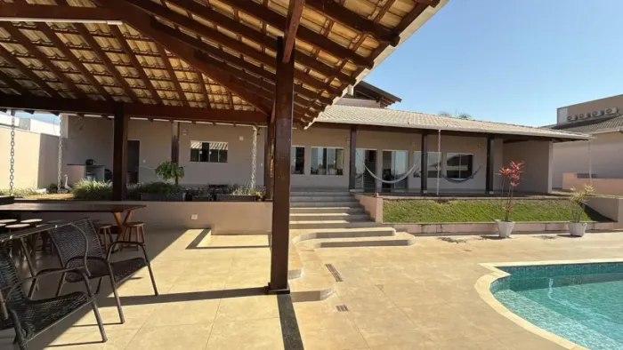Casa à venda no condomínio Residencial Primavera em Piratininga - SP.