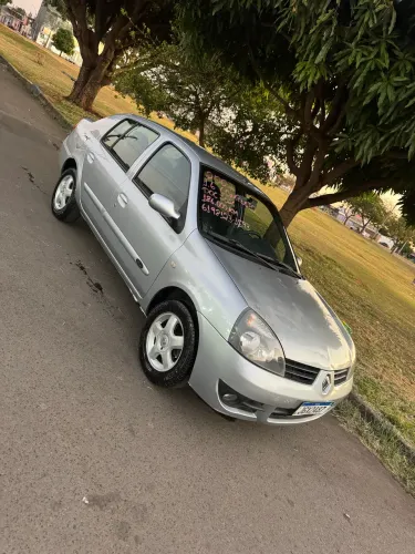 Renault Clio Sed. Privilège Hi-flex 1.6 16V 4P 2007