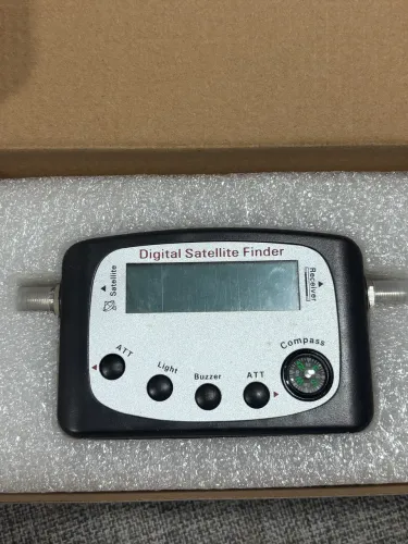 Localizador de satélite digital