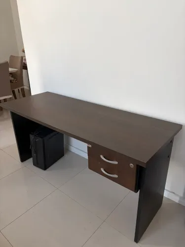 Mesa de escritório 