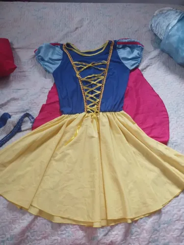 Vestido Branca de Neve Tamanho M