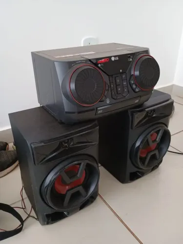 LG XBoom - Som completo e potente
