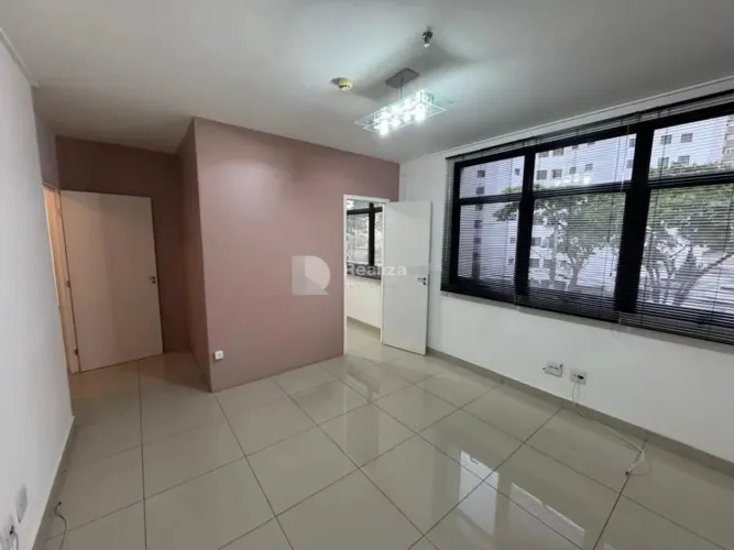 Sala para alugar em São José dos Campos, Parque Residencial Aquarius, com 50 m²