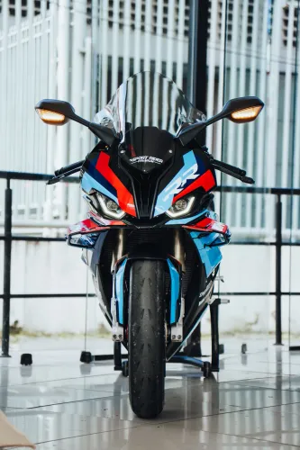 BMW S 1000RR (2024)