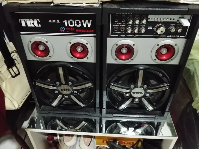 Trc. 100w. Kaoke withdissoliht