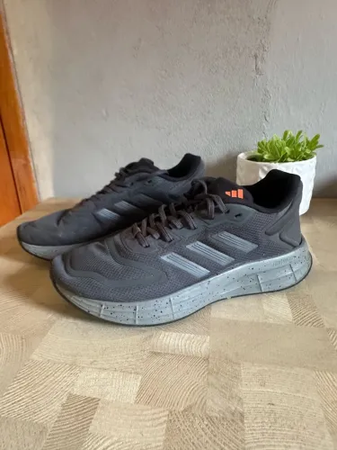 Tênis adidas duramo 10