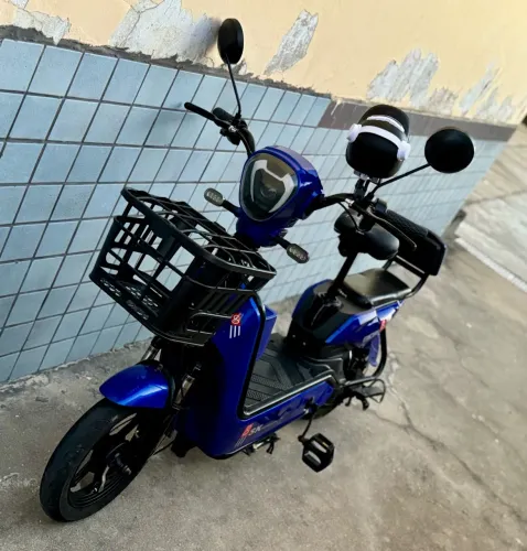 BICICLETA ELÉTRICA SK8 AZUL 