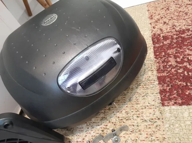 Baú, bagageiro, bauleto da Givi